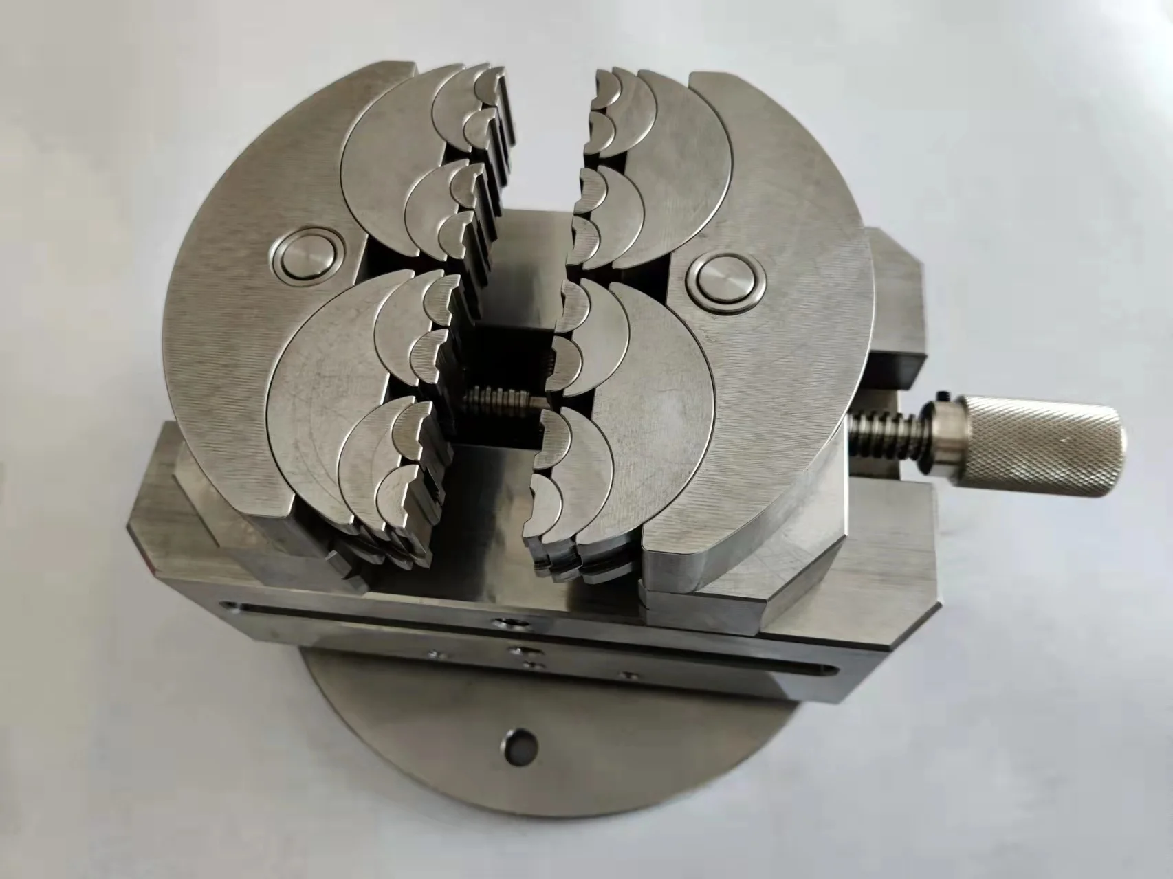 4 Step Fractal Vise with Moon Shape