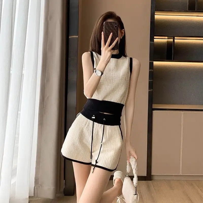 

Xiaoxiangfeng Knitted Spicy Girl Tank Top Sports Outfits 2023 Summer New Fashion Elegant Slim Shorts Two Piece Set for Women