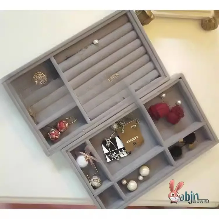 

Бархатная шкатулка для украшений: органайзер для колец, серег, ожерелий, часов, с разделителями, в корейском стиле, однотонная, ручной работы, для дома