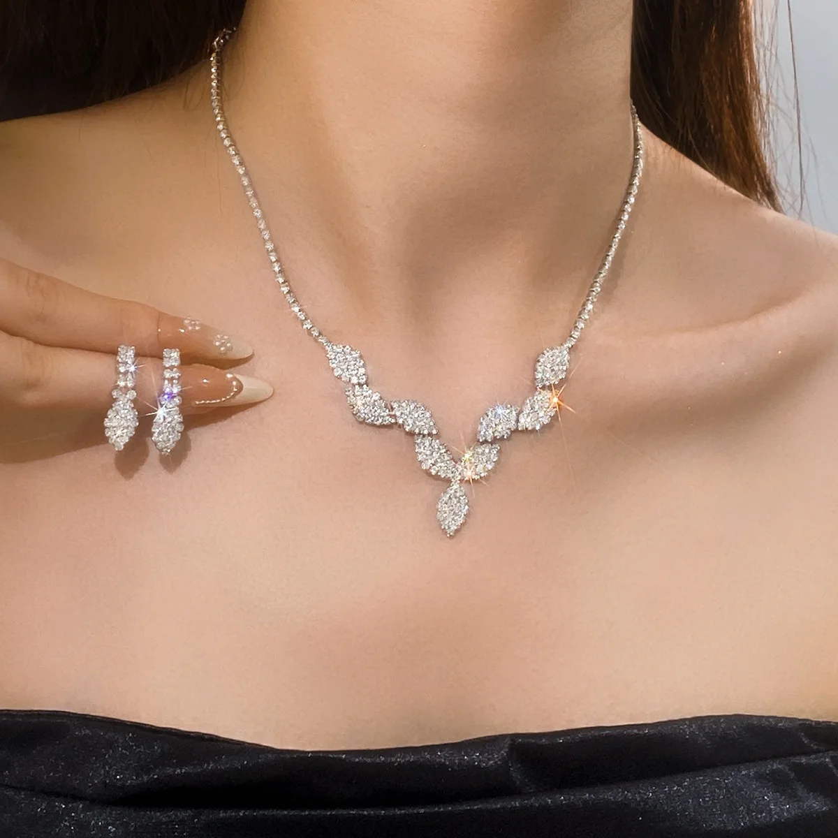 French Zircon Geome…