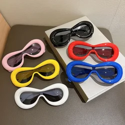 Novità in occhiali da sole ovali per uomo donna moda Retro Brand Design Shades Eyewear occhiali da sole femminili Color caramella occhiali da sole