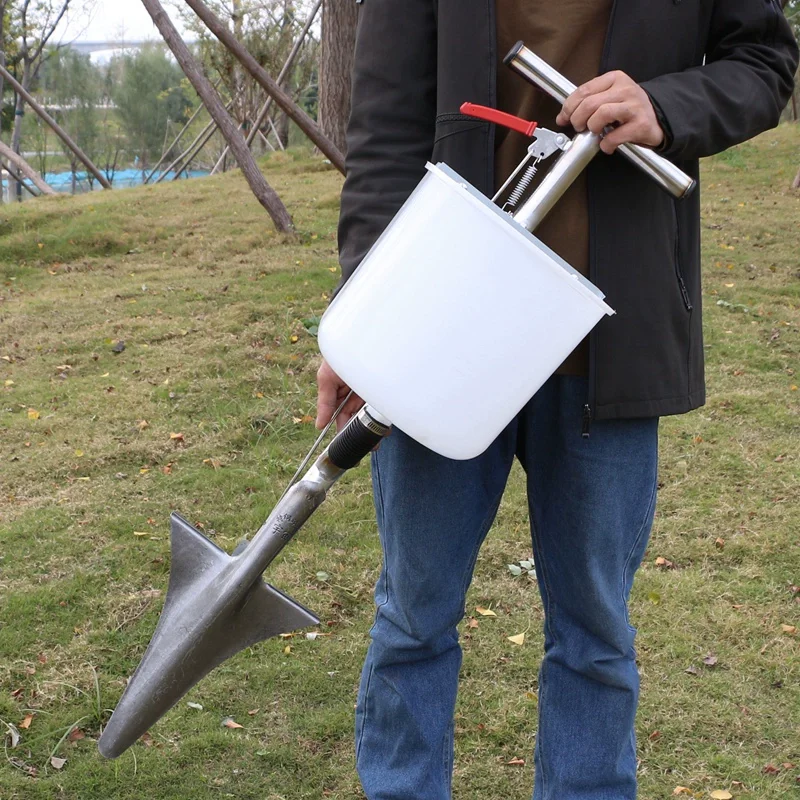 

Backpack Fertilizer Spreader Manual Fertilizer Machine Multifunctional Fertilizer Gun for Fruit Trees Hard Ground