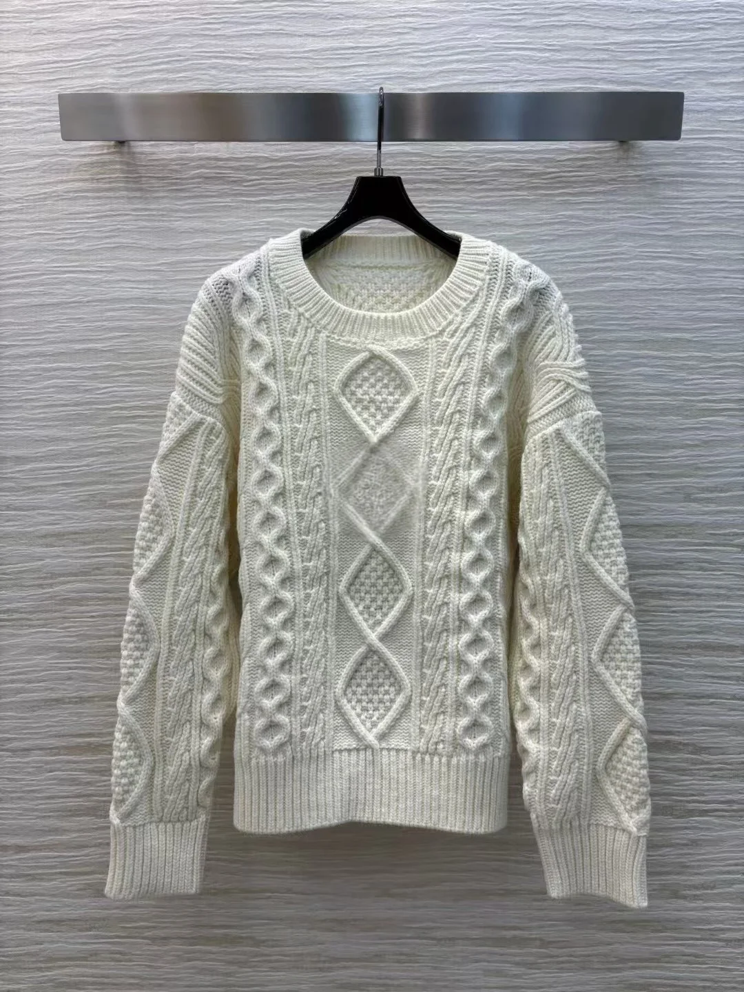 High end customized women's round neck pullover sweater