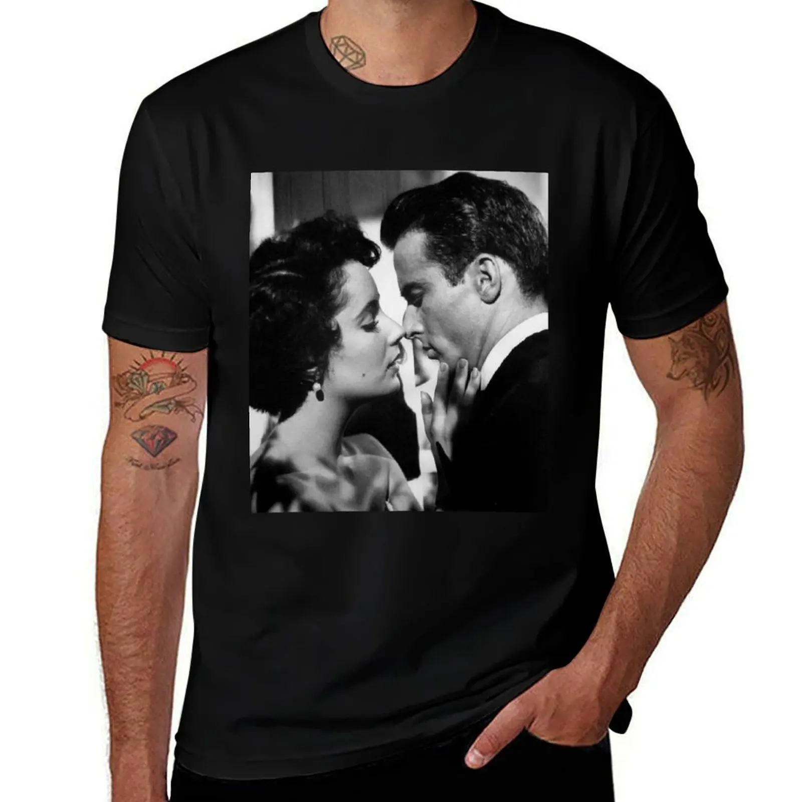 

Elizabeth Taylor & Montgomery Clift-A Place in the Sun T-Shirt aesthetic clothes sweat luxury clothing labubu men t shirt