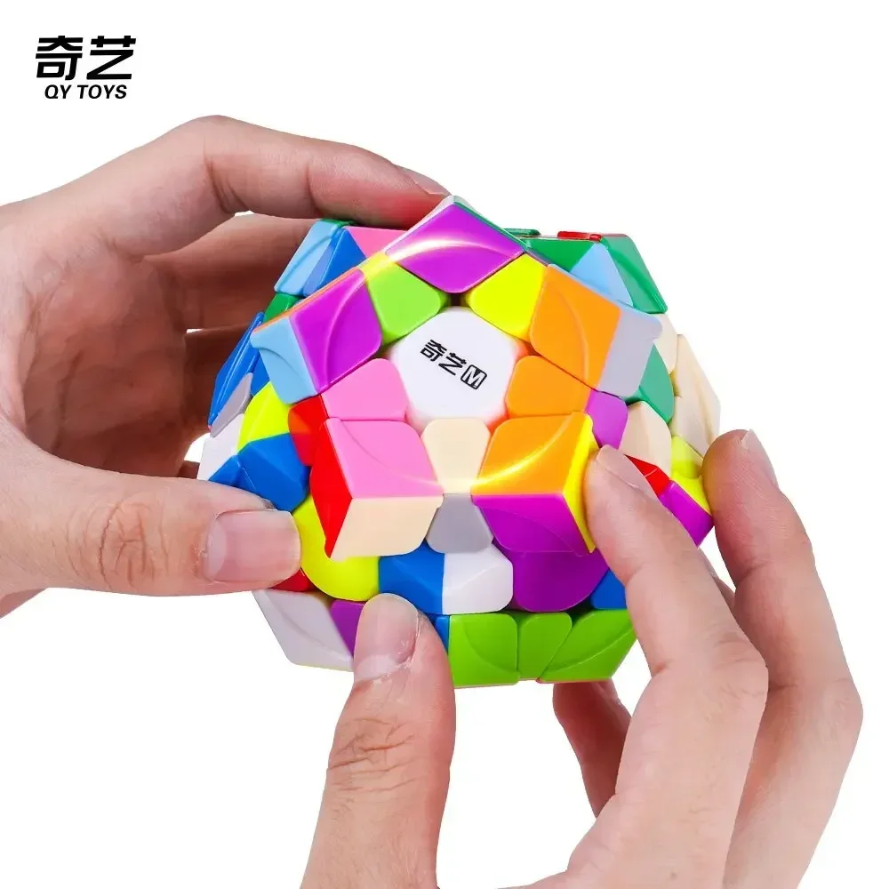 

QiYi 2x2 3x3 Megaminx Qiyi M 3x3 Megaminx Magnetic Kilominx Cube Magic Speed Cube Stickerless Professional Fidget Toys