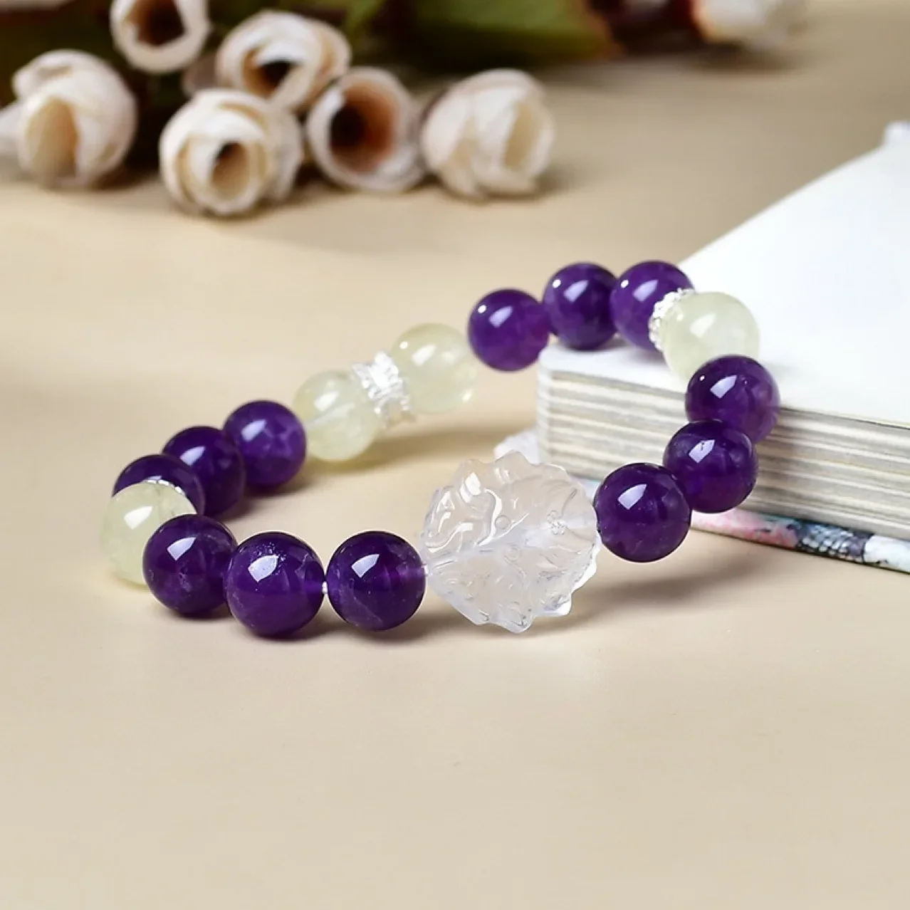 

Natural Amethyst White Crystal Nine-tailed Fox Bracelet Women's Light Luxury Fashion Lucky Bracelet