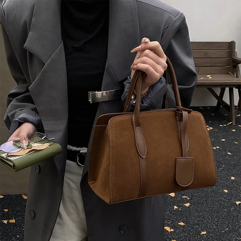 

Korean Square Tote Bag Autumn Frosted Square Zipper High-end Handbag With Pendant Crossbody Bag Fashionable Simple Shoulder Bag