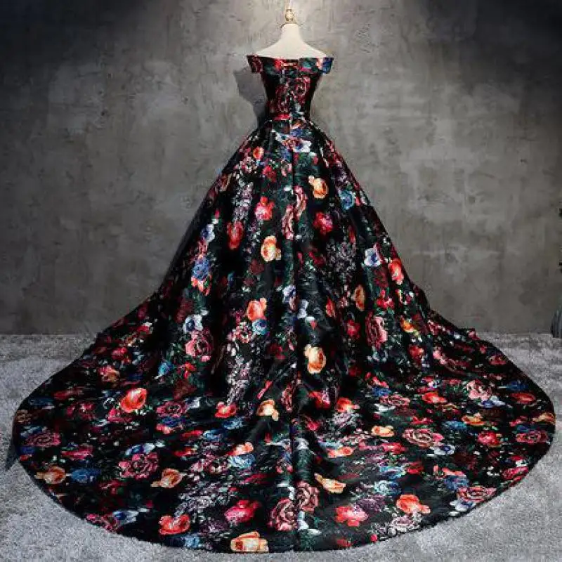 Classic Off The Shoulder Quinceanera Dresses With Train Flowers Exquisite Ball Gown Dress New Puffy Prom Dress Customized