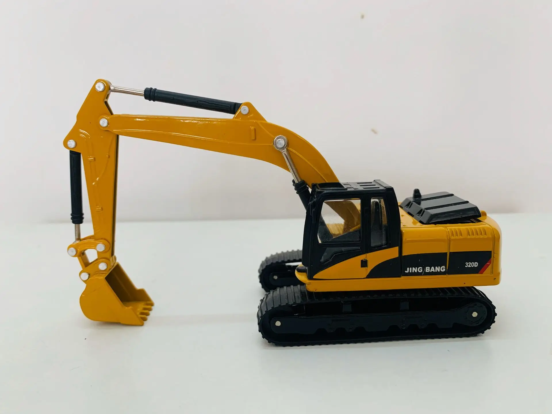 1:60 Scale Die-Cast Metal Model 320D Hydraulic Excavator Yellow Construction vehicles
