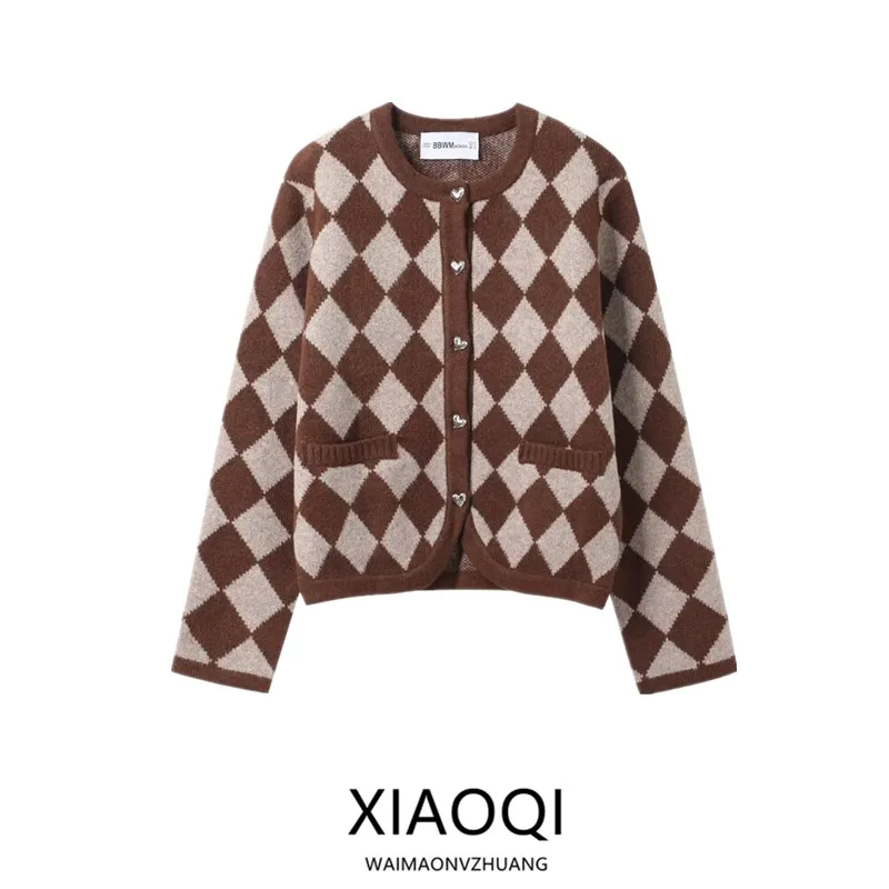 شتاء 2025 ملابس خارجية نسائية محبوكة جديدة مطرزة بنمط الماس تصميم تخفيف Sle طويل Sve سترة Ne مستديرة