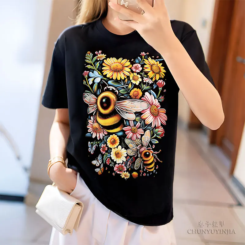 

Chun yu yin jia Designer luxury brand Bee Pattern 3D Print Short Sleeved t-Shirt Black Top for Women tee