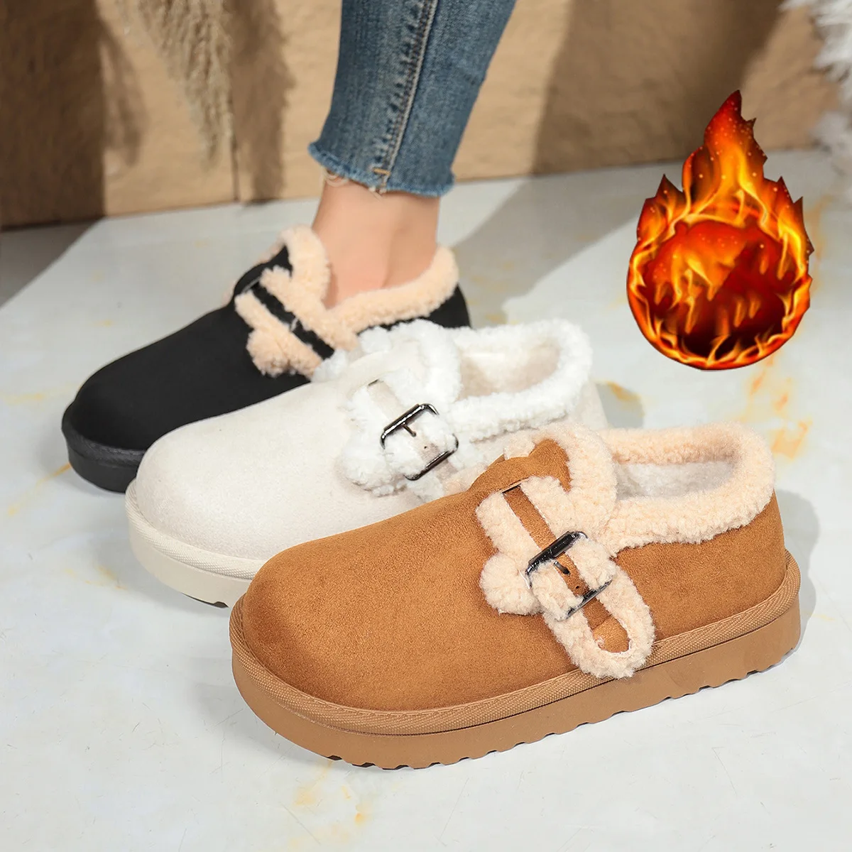 Botas de nieve cortas y cálidas con hebilla de cinturón de Metal para mujer, botines antideslizantes con parte inferior suave y gruesa, botines de piel sintética a la moda 2026