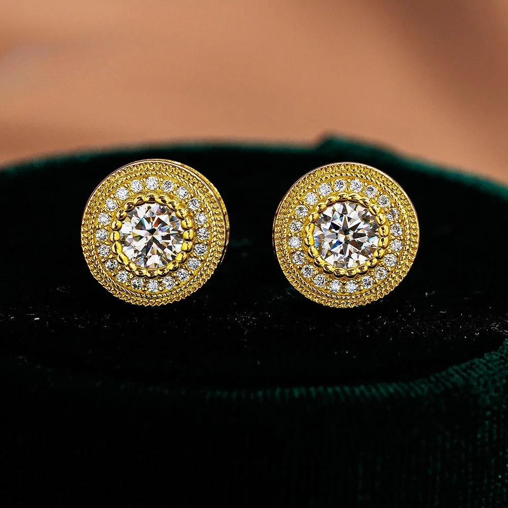 KyanGem Platinum PT950 Hip-Hop Mossanite Stud Earrings for Men and Women Fashionable Round Hoop Design 18K Gold Stud Earrings
