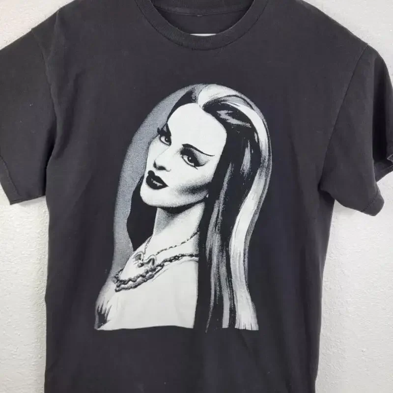 Футболка THE MUNSTERS Lily Munster YVONNE DECARLO Cult Horror Show Movie Film 2024
