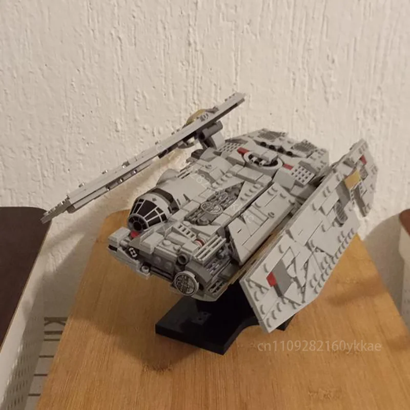 

NEW MOC 641PCS Luthen's Fondor Hulcraft Spaceship Battle Building Model Blocks DIY Spaceship Assembly Bricks Children Toys Gifts