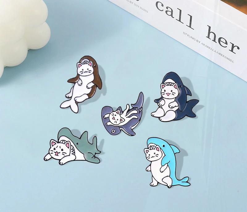 Humpback Whale Metal Badges Bag Clothes Brooch Up Jewelry Gift for Animal Lover Cat and Fish Enamel Pins Beluga Whale Pines