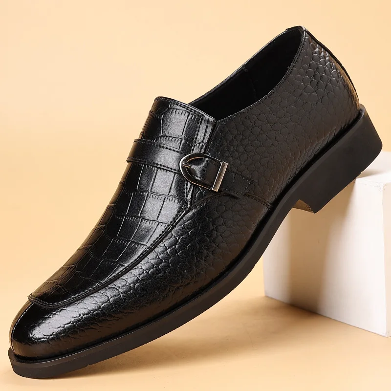 

Men's leather shoes, business trend, British-style suits, business commuting, office dress shoes