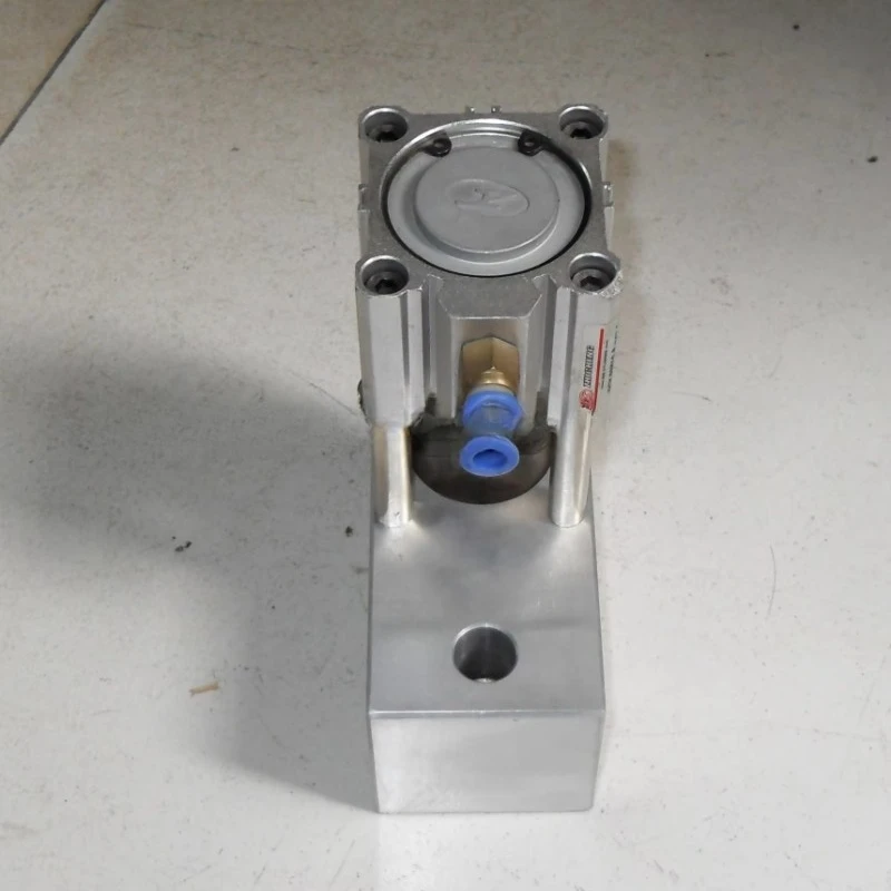 

Automatic Butterfly Hole Punch Machine Pneumatic Plastic Film Hole Puncher