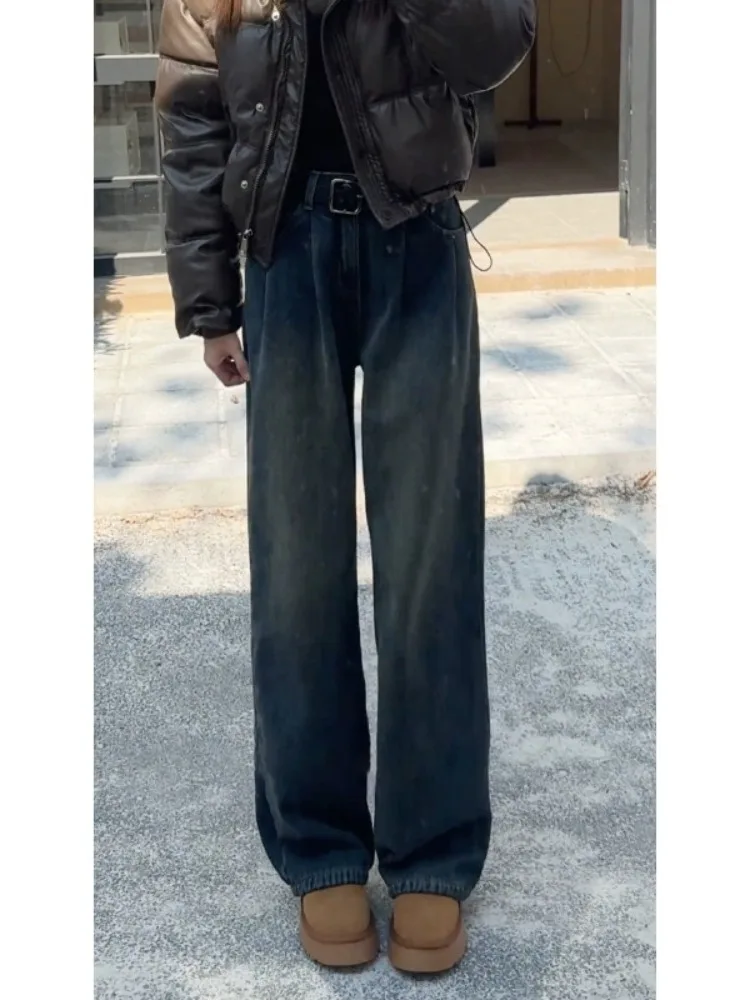 

Cleanfit Soft Fce Lined Straight Leg Jeans for Men in k Blue Color Slimming And Lengthening Effect Casual Wear