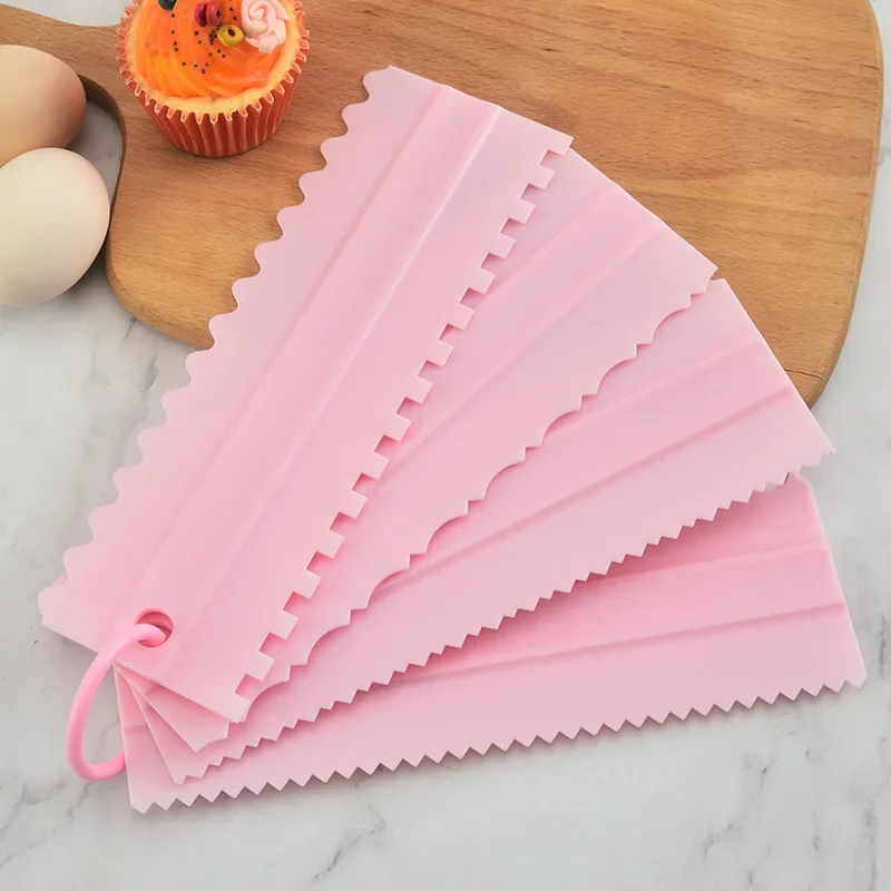 4PCS/Set New Comb Cake Scraper Pattern Cream ScraperDIY Baking Tools Plastic Cream Scraper Set Baking Accessories