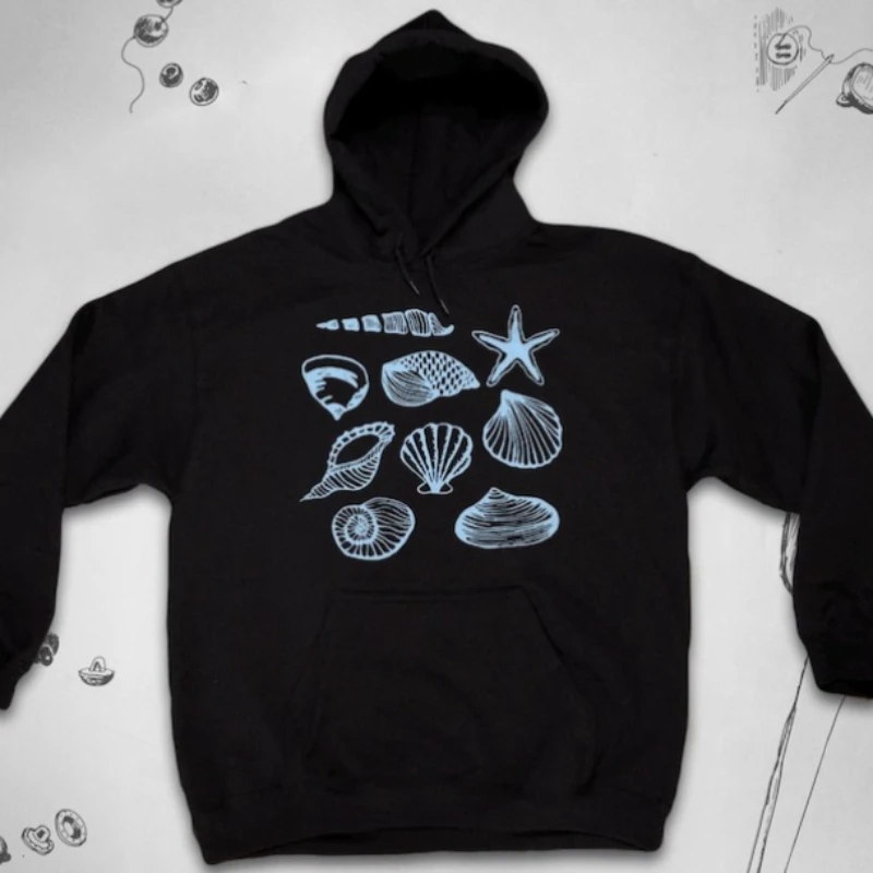 Muscheln Hoodie Trendiges Grafikdesign Ästhetische blaue Muscheln Ozean Strand Sommer Vibes Sweatshirt mit Kapuze Küstengeschenkidee