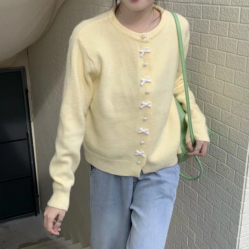 

e Light Yellow Long Sve Women's Knitted Sweater Autumn Winter New Sle Korean Design Sensation Ele Outerwear