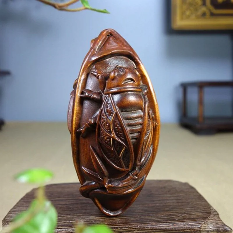 Antique boxwood solid wood hand carved cicada statue handle piece home study tea pet decoration handicraft