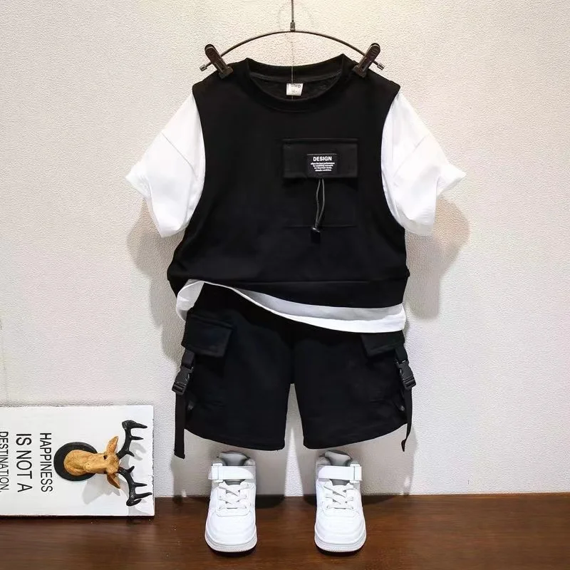 

Kids Boys Summer Suit New Fashion Children's Baby Handsome Short Sleeve Top Shorts 2-Piece Boys' Casual Clothing Set 2024 New