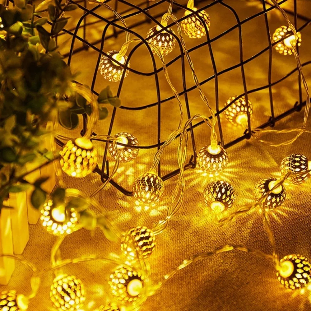 1PC 1.5M/3M Moroccan Hollow Metal Ball Light String, Battery Powered, Used For Indoor Bedroom, Wedding, And Courtyard Decoration