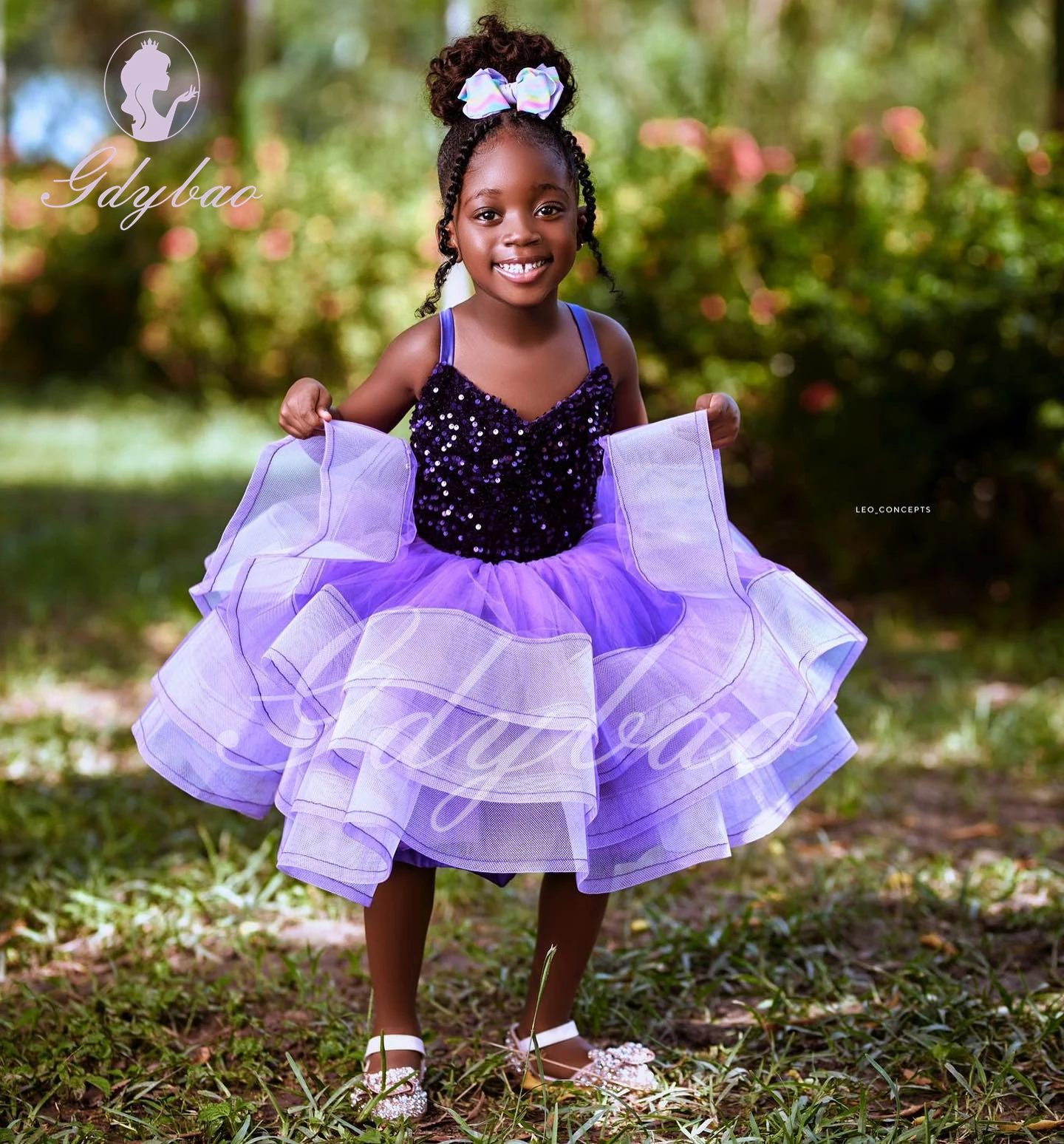 

Purple Suspenders Flower Girl Dress For Wedding Shining Sequins Puffy Tulle Princess Kids Baby Party First Communion Ball Gown