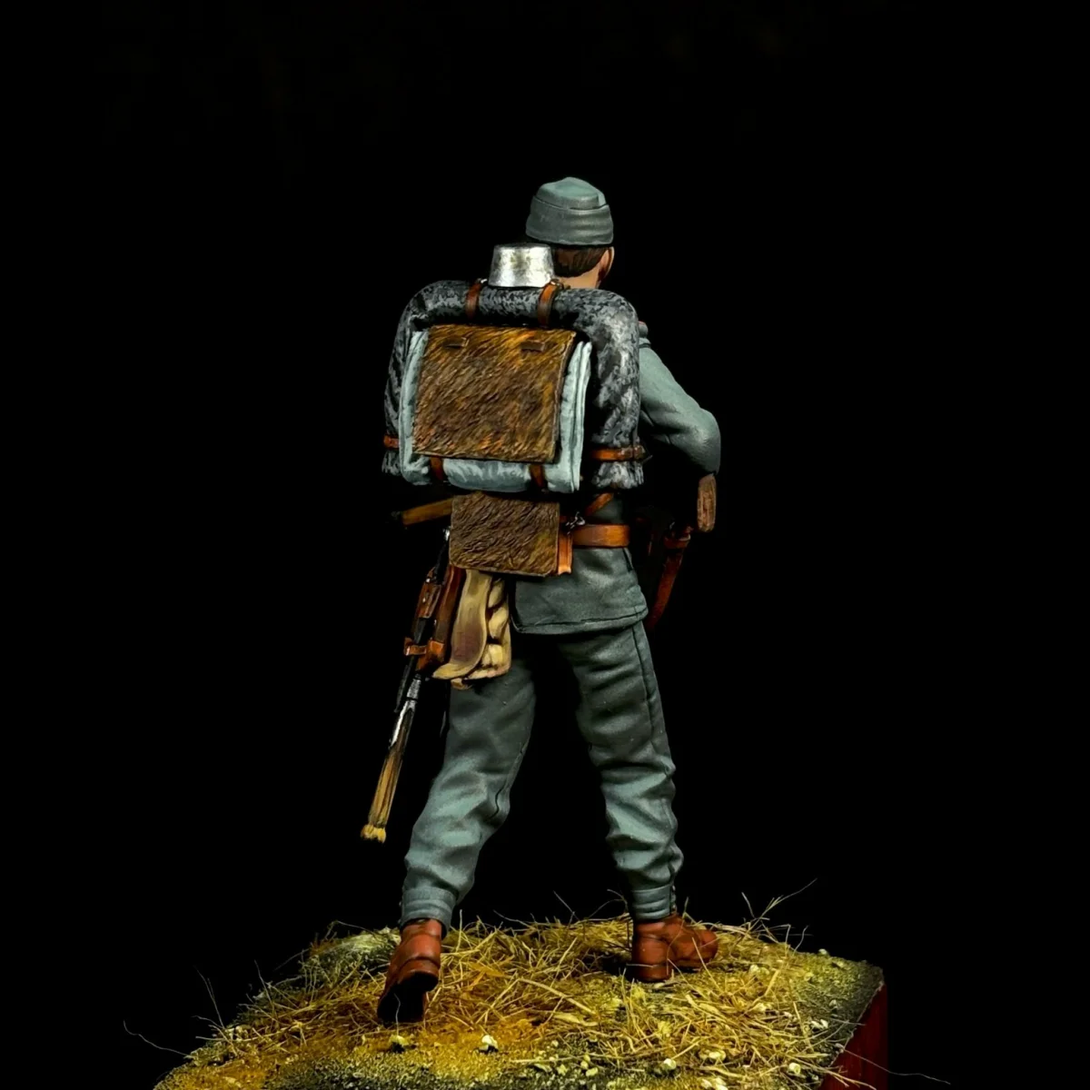 75mm resin unpainted model kit, military theme, Austro-Hungarian infantry (2 figures) set and unpainted GK