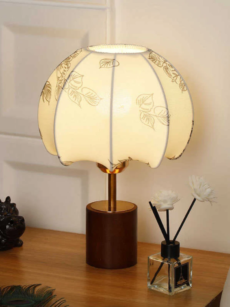 * Candeeiro de mesa retrô de madeira maciça estilo chinês, mesa de cabeceira do quarto, nova lâmpada decorativa medieval, sofisticado