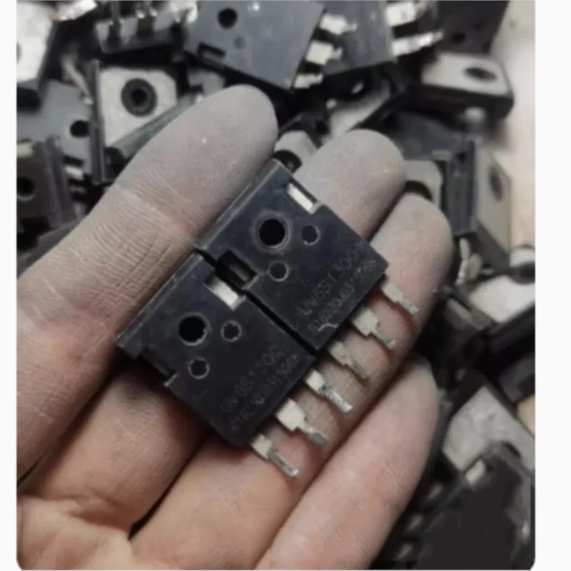 

Используется 1 шт. UV6S130Q UV6S130O TO-3P Оригинальная разборка