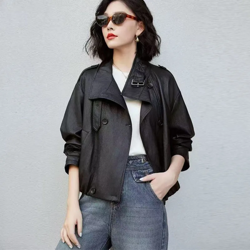 المرأة الأمريكية موضة فو الجلود أبلى 2025 السيدات طويلة الأكمام بولي Leather سترة جلدية الشتاء الإناث الوقوف طوق معطف جلد