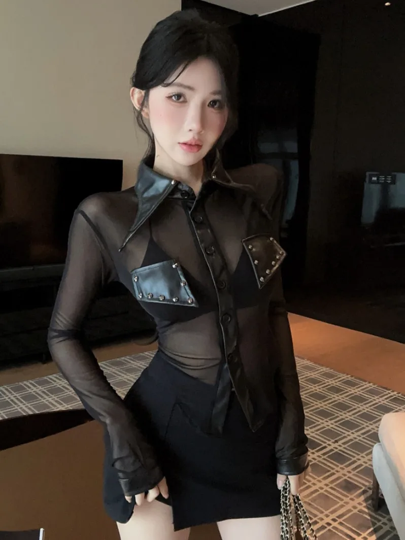 

Женская винтажная ретро-куртка из искусственной кожи с винтажным воротником и заклепками, осенняя, в стиле «Spicy Girl»