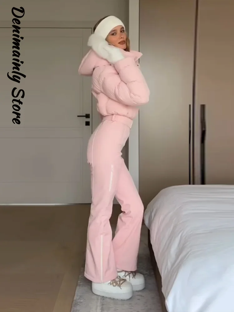 Fashion Pink Faux Fur Patchwork Hood Ski Jumpsuit Women Stand Collar Zipper Slim Pocket One Piece Suit 2026 Winter Lady Skiwear