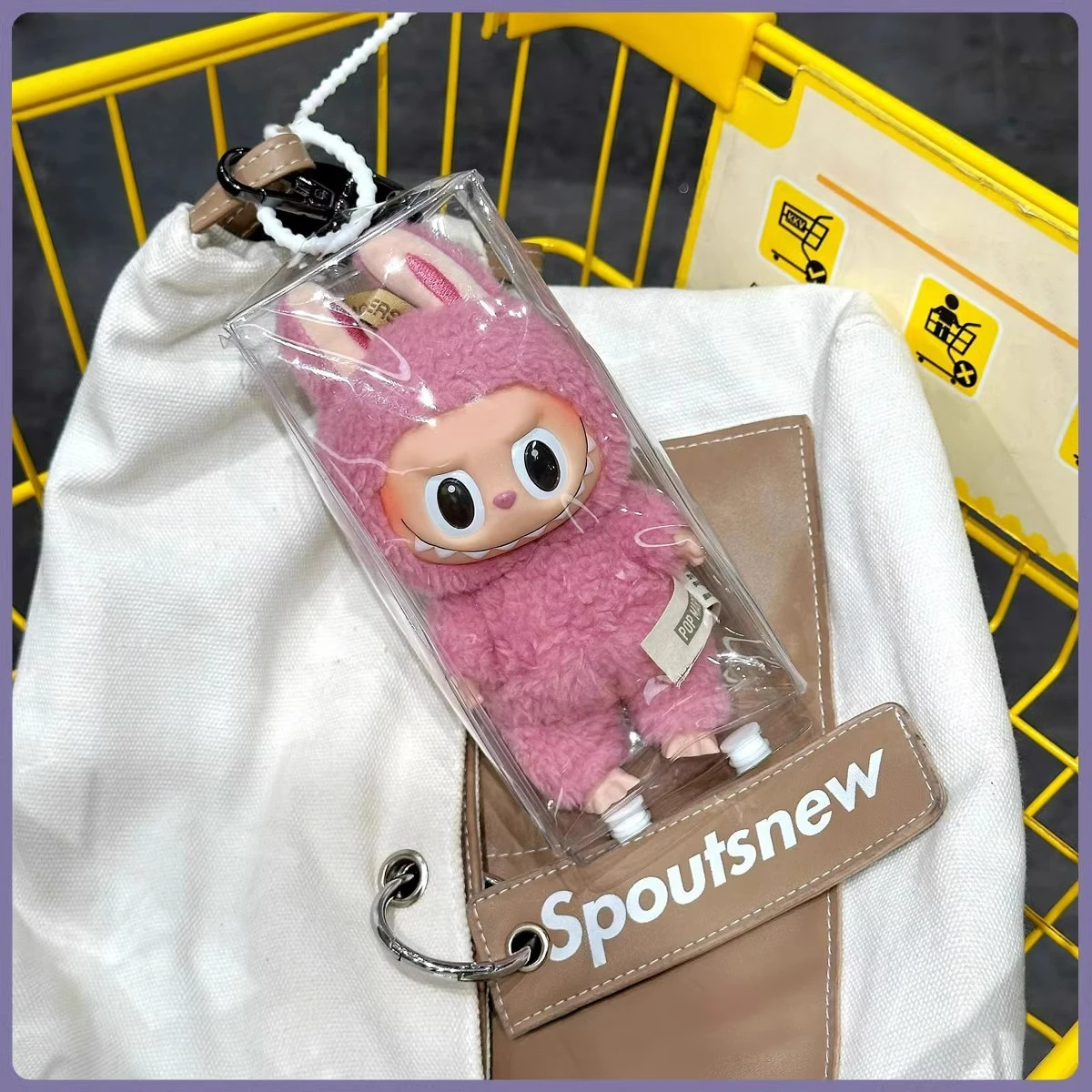 17cm Fashion Rain-Poof PVC Transparent Doll Carrying bag Clear Display Window Dustproof for Mini Figures Keychain
