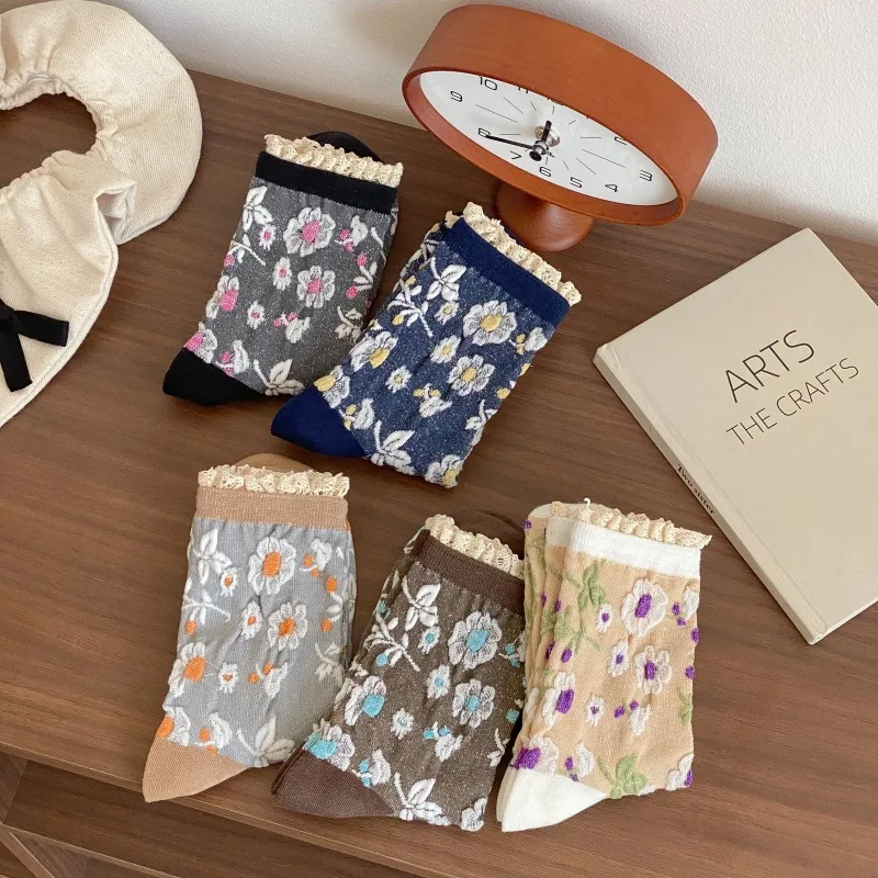 Floral Embossment Ruffle Socks 2025 Autumn And Winter Retro Middle-tube Socks Japanese Style Ethnic Harajuku Vintage Long Socks
