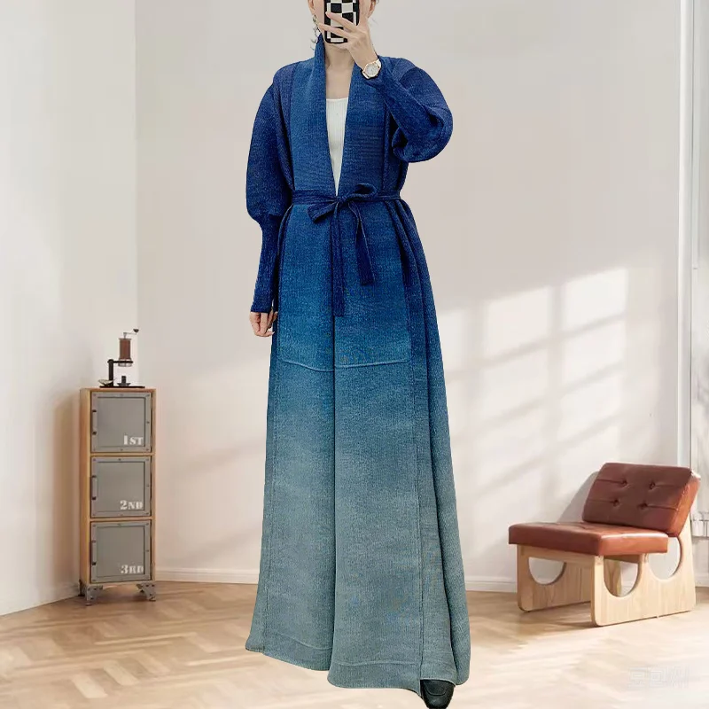 

Abaya Miyake Pleated Trench Coat 2025 Large Size Long Fold Jacket Arabian Gradient Colour Pleat Cardigan Abaya Loose Type Jacket