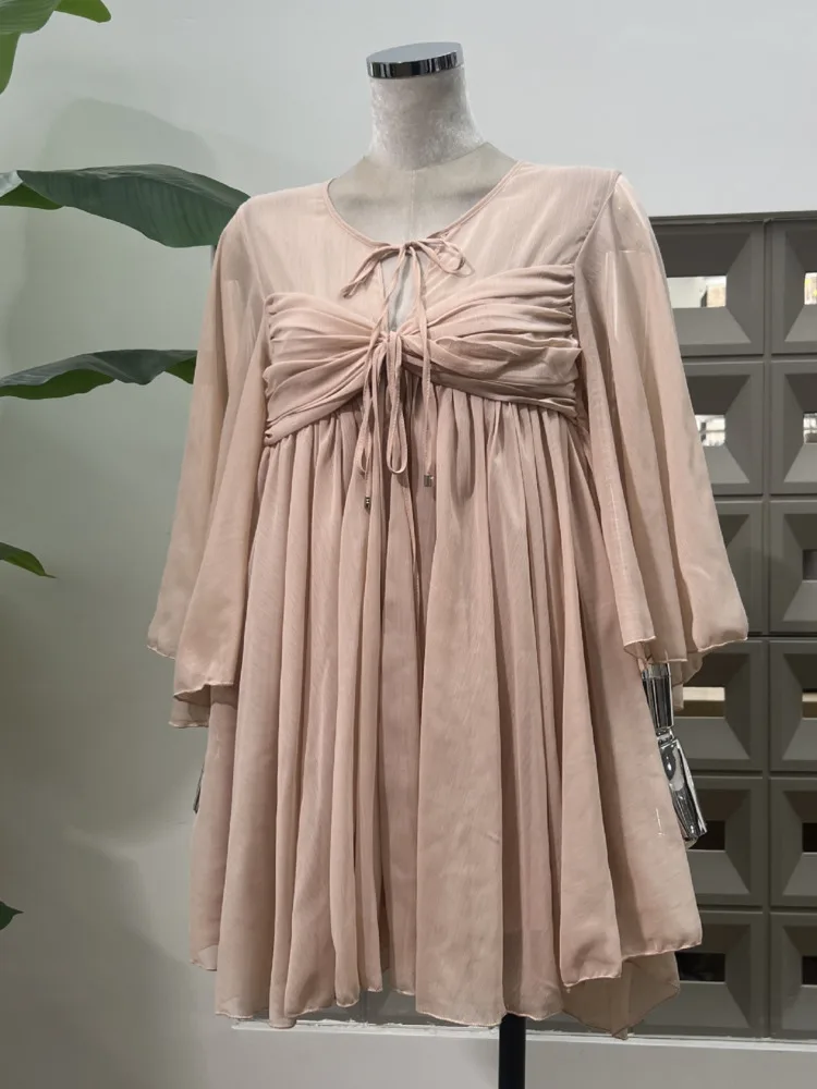 DFDG 2025 SS Vestido de gasa fluido para mujer Boho Cottagecore Vestido corto de corte A minimalista para vacaciones con lazo y faja con cuello Peter Pan Vestido de playa