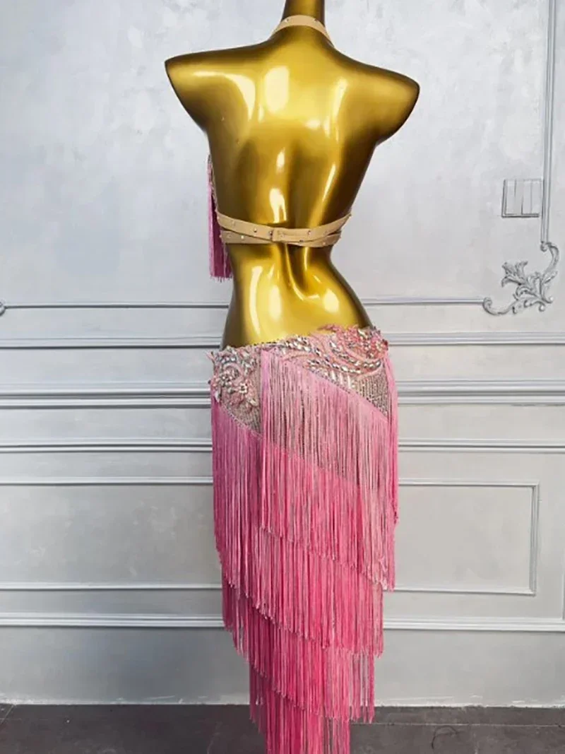 tenue-de-danse-orientale-pour-femme-personnalisee-avec-franges-et-pierres-scintillantes-–-costumes-de-spectacle-et-de-competition-pour-femme
