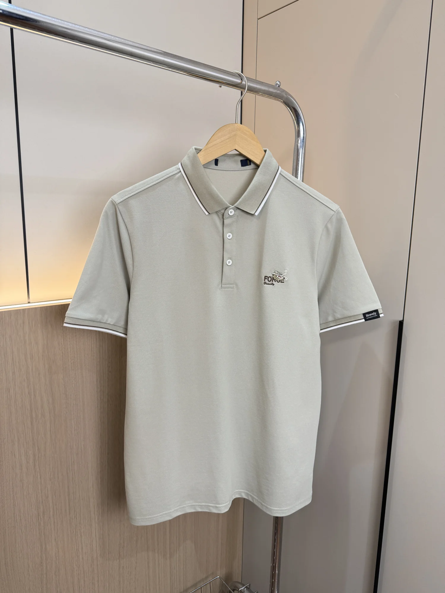 

Men's Summer Business Casual Comfortable Short Sleeve Shirt Breathable Cool Feeling Fashionable Urban Standard Fit