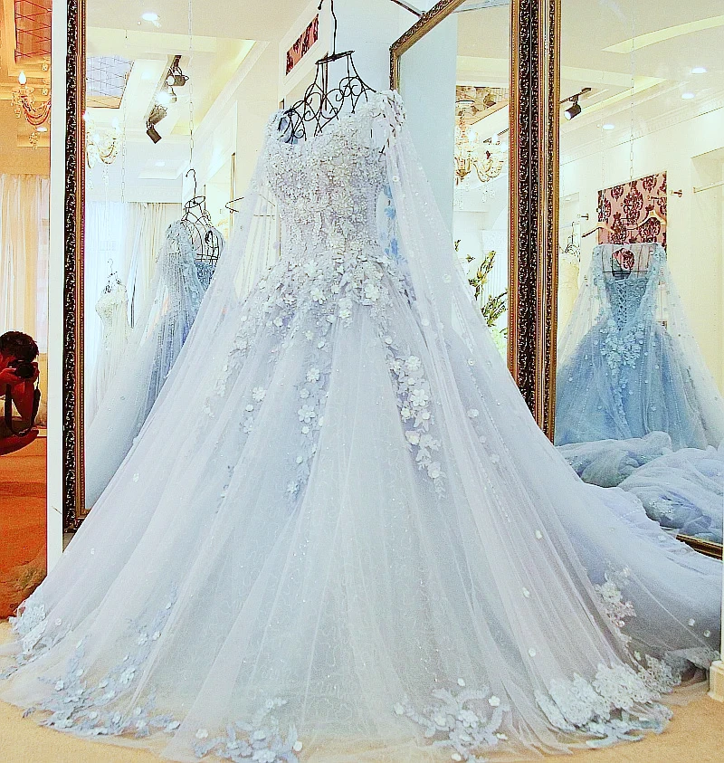 

Dubai Luxury Wedding Dress With Long Cloak Crystal Pearls Beaded Puffy Bridal Ball Gowns Robe De Mariee 3D Floral Appliques