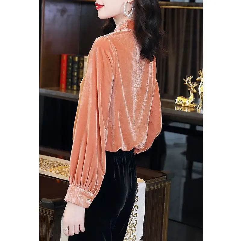 ソリッドカラー プルーシュ ブラウス 通勤 レディース服 長袖 秋冬 エレガント Vネック シック ボタン ルーズシャツ TT1198