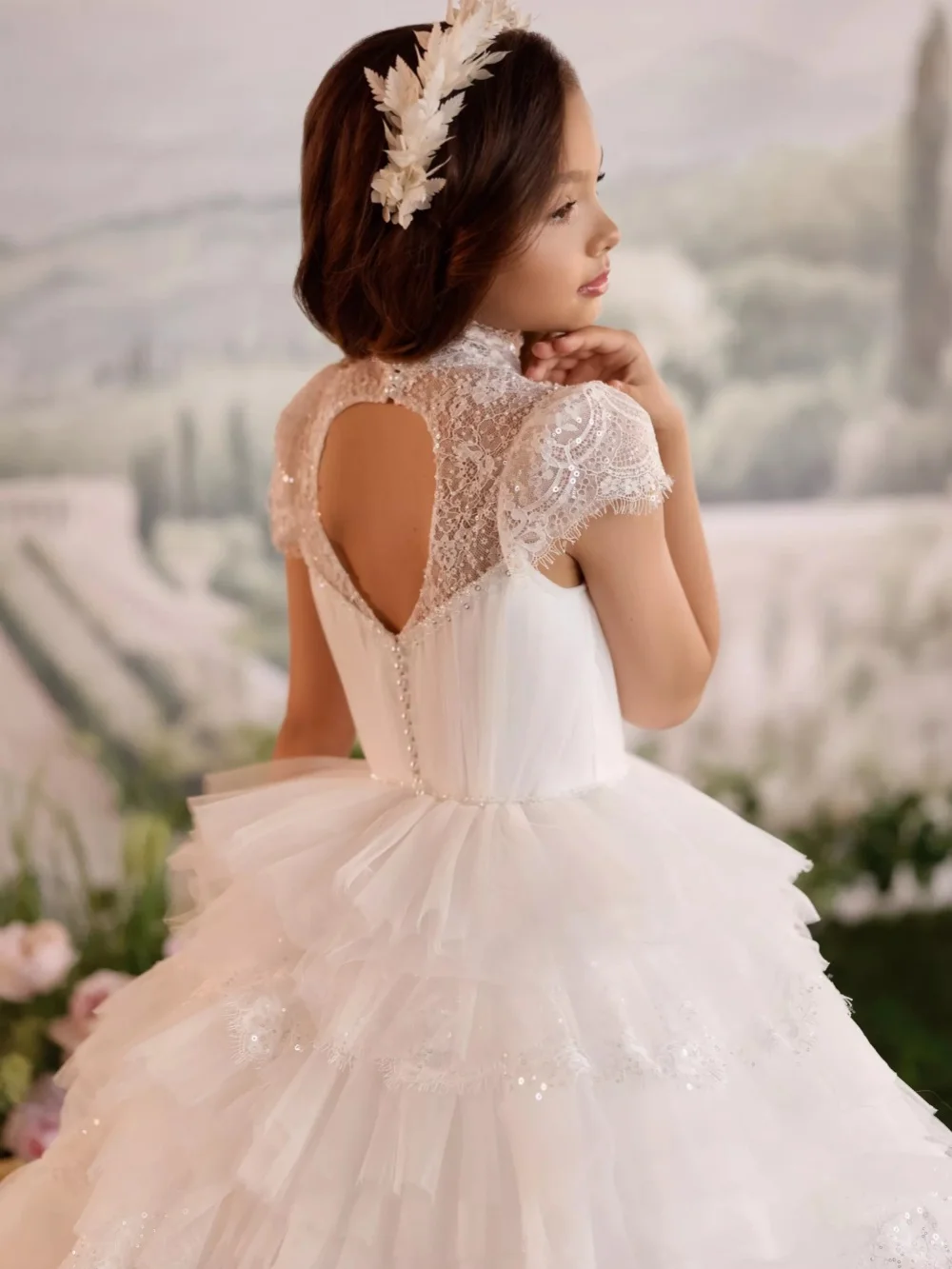 Tiered Lace Beaded Kids Princess Gown Wedding Birthday Party Wear Luxury High Collar Short Sleeve Girls Dresses For Performance