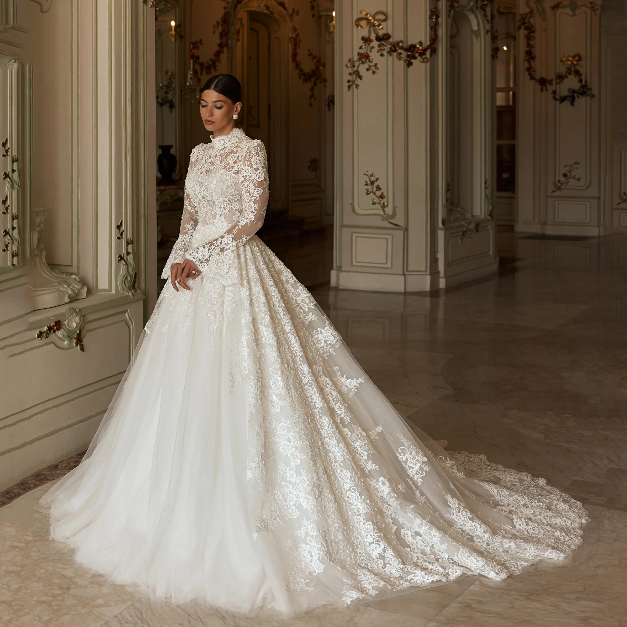 

A-line Lace Wedding Dresses 2025 Luxury High Neck Long Sleeve Bridal Gown Applique Swep Train Tulle vestido de novia Customized