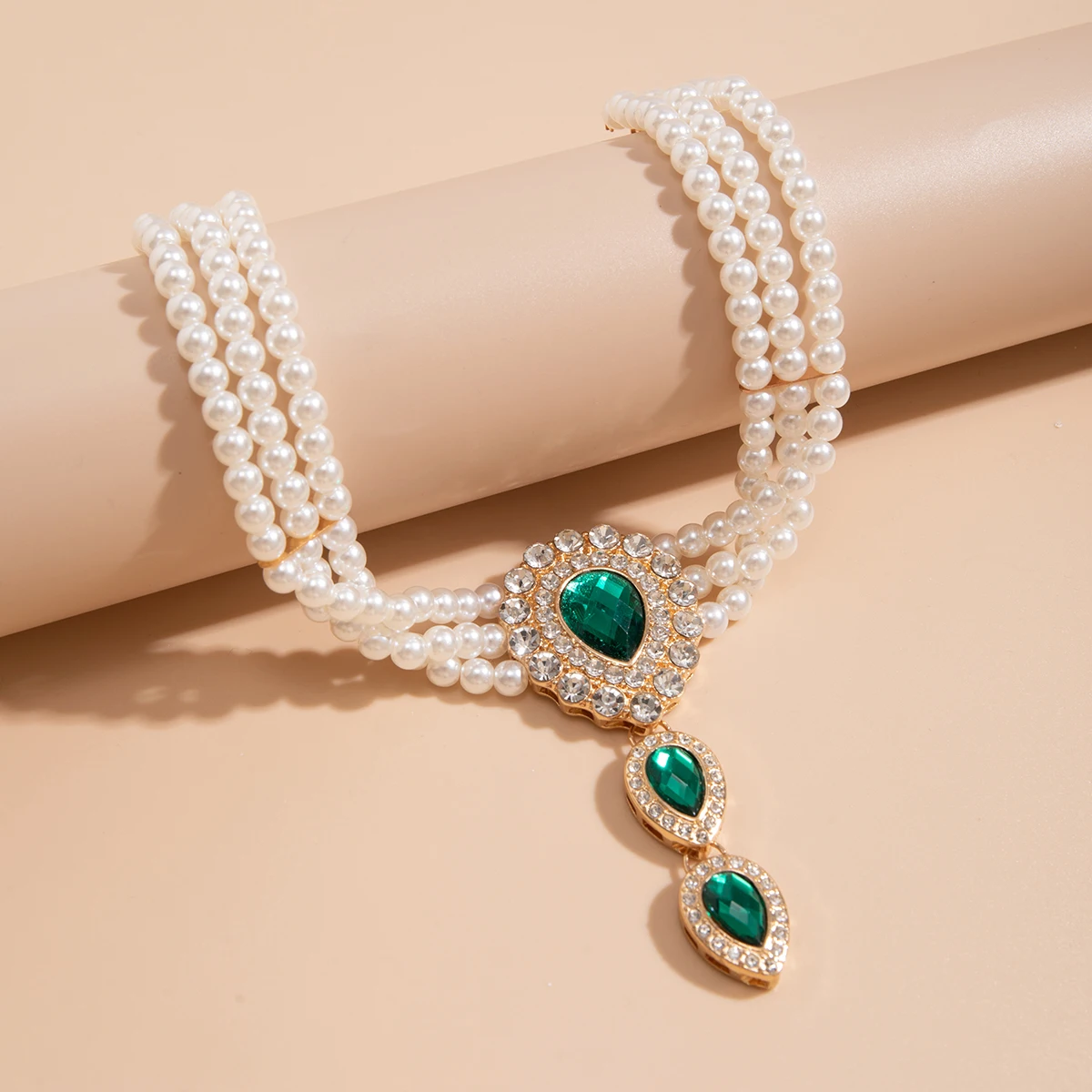 Imitation Pearl Beads with Green/Transparent Crystal Choker Necklace for Women Charms Collar Wedding Accessories Fashion Jewelry