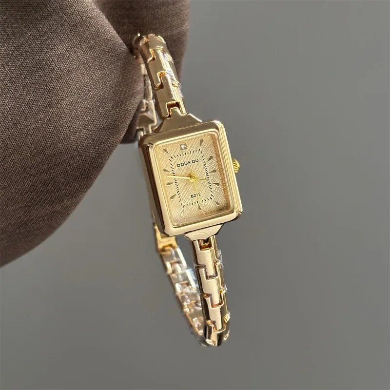 Fashion Bracelet Quartz Watches Women Gold Watch Simple Rectangular Ladies Watch Relojes Para Mujer Wristwatches Wholesale Gifts