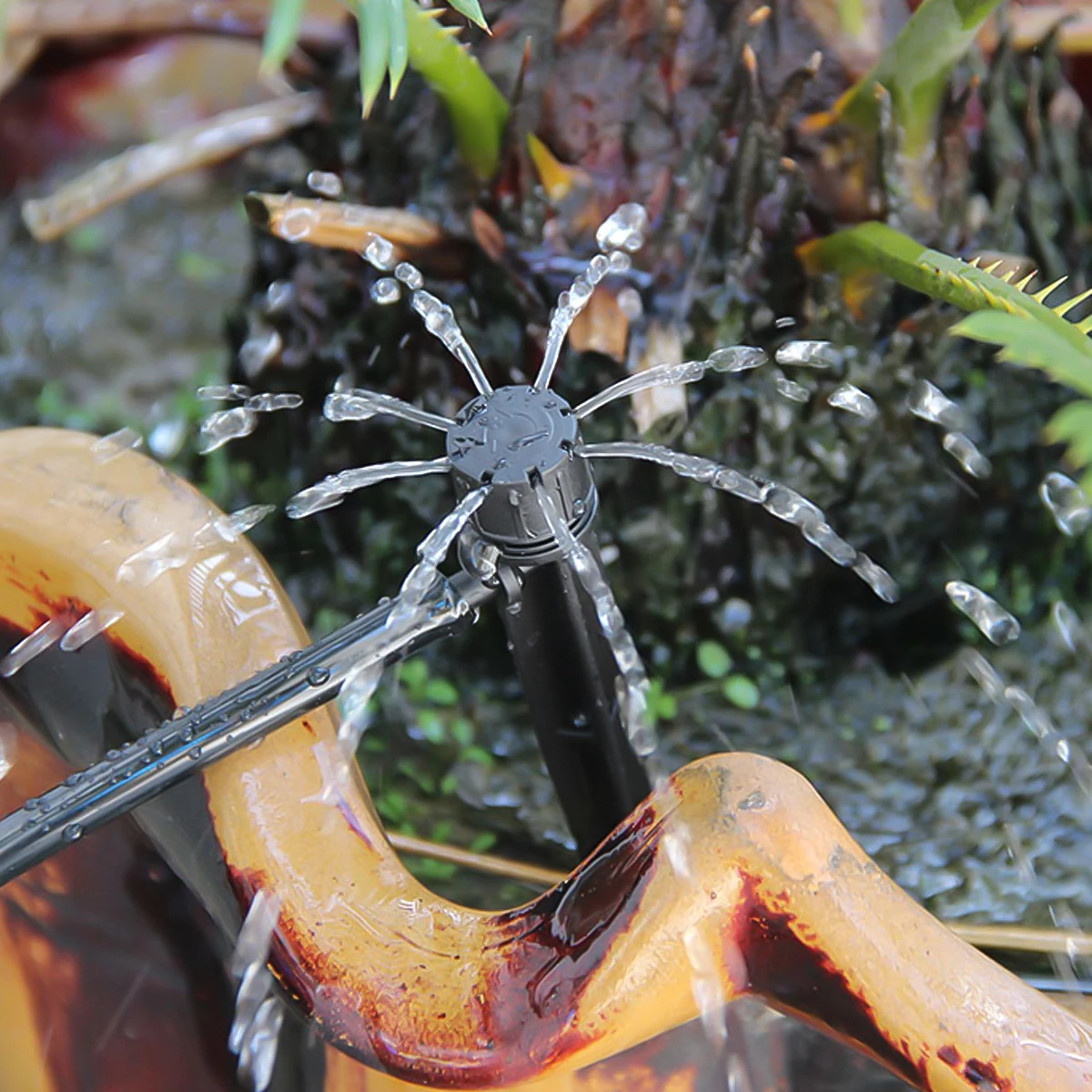 

24Pcs Automatic Plant Irrigation Tools Adjustable Flow Garden Dripper System for Efficient Greenhouse Gardening