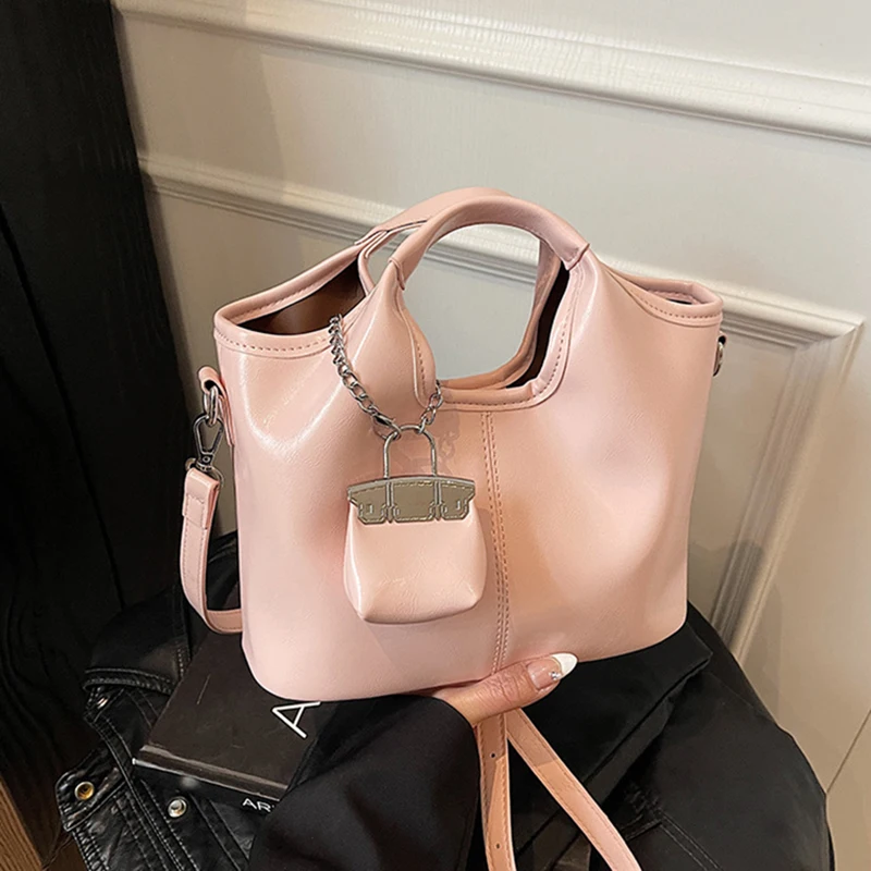 حقيبة يد راقية ذات سعة كبيرة، متعددة الاستخدامات، حقيبة كتف بتصميم سلة خضروات بسيطة للنساء